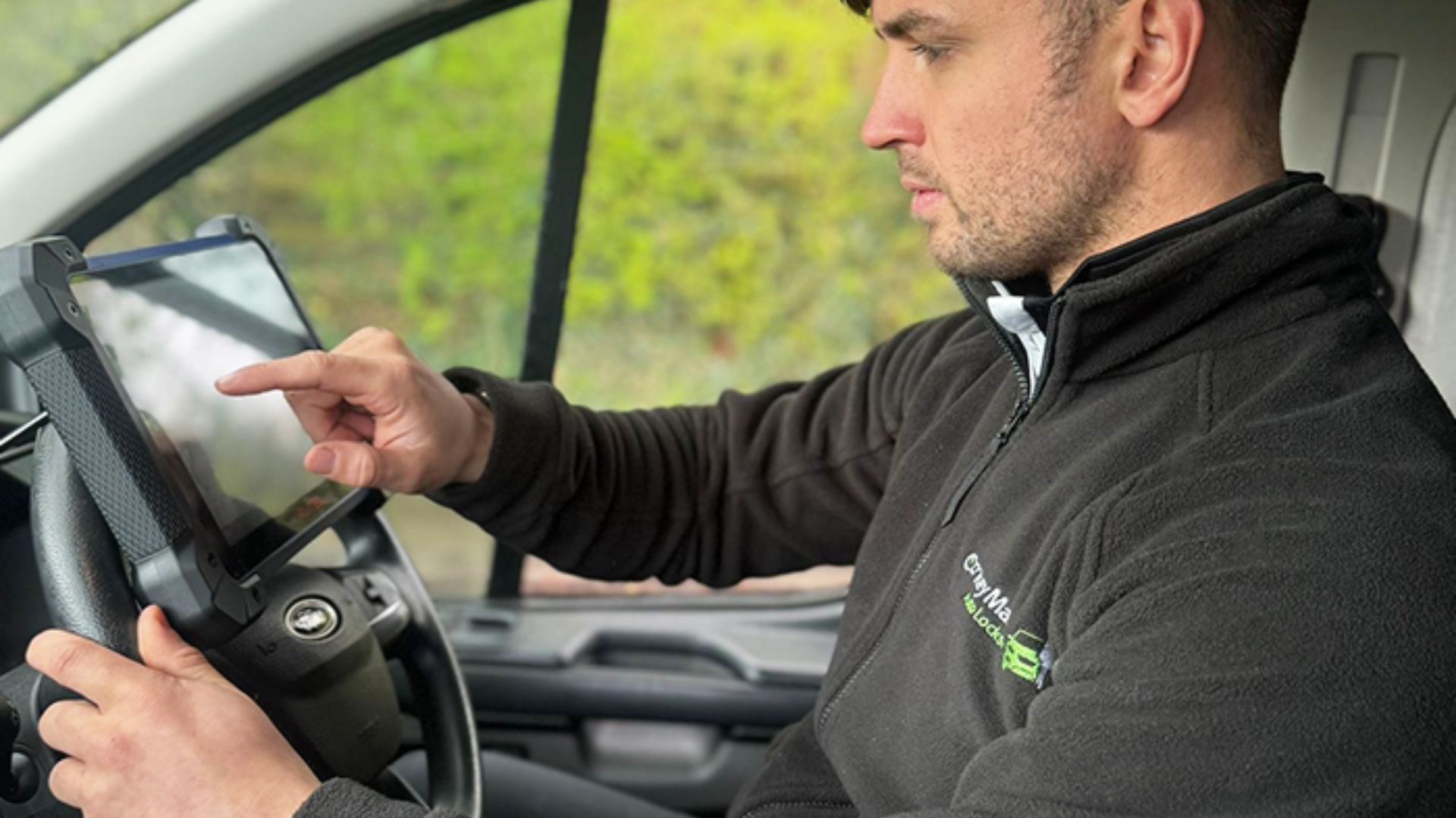 Emergency Auto Locksmith Manchester