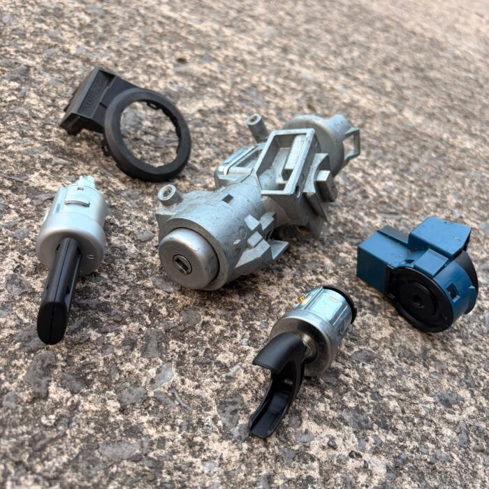 Shared ignition barrel parts ford transit